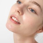 smiley-young-woman-posing-high-angle smiley-young-woman-posing-high-angle